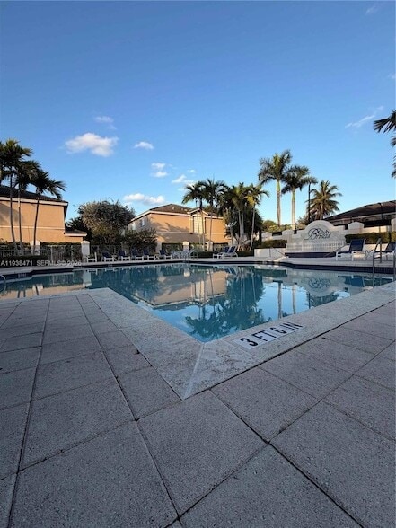 Building Photo - 5755 NW 115th Ct