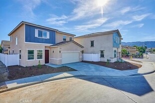 Building Photo - 31022 Sedona St