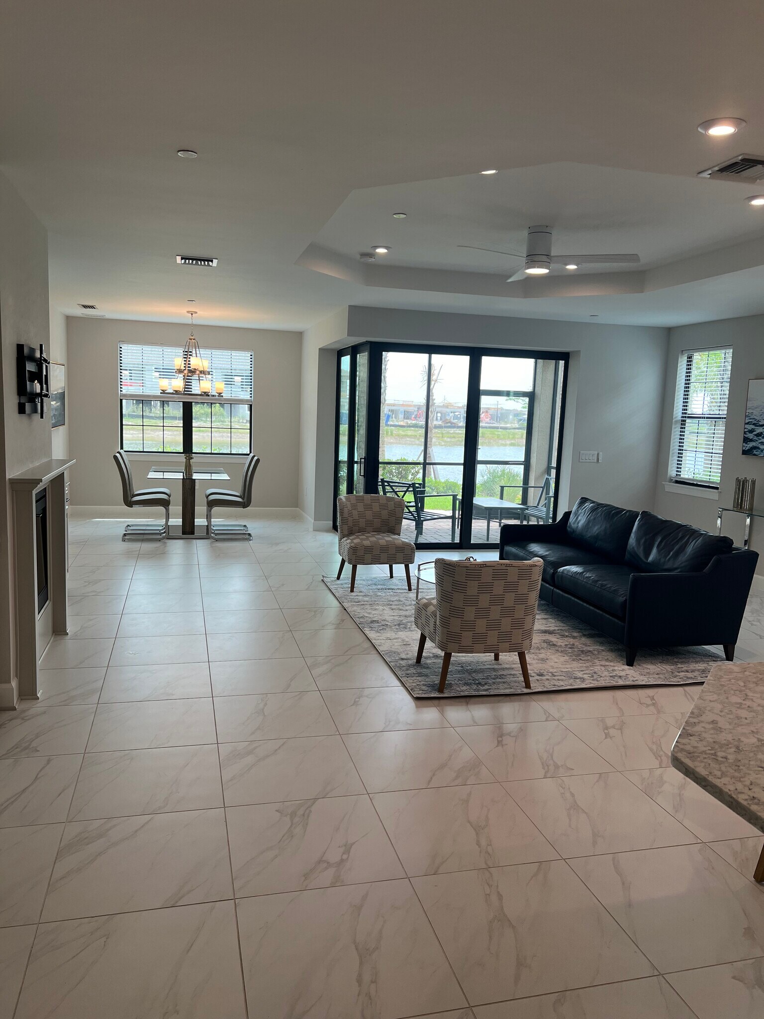 Building Photo - 15257 Zeno Way