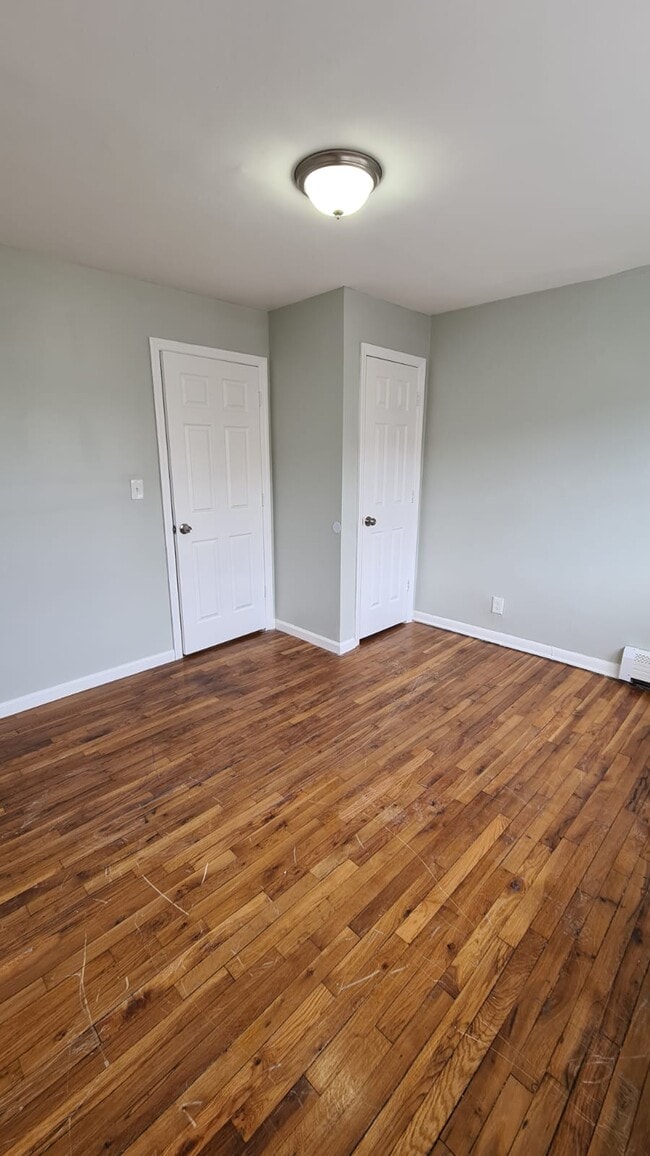 76 Grafton Ave B10 - 77 Grafton Ave