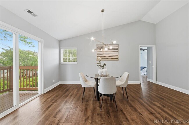 Building Photo - 1078 Park Hill Cir