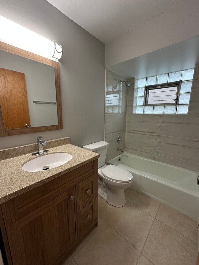 Building Photo - 6334 W 65th St