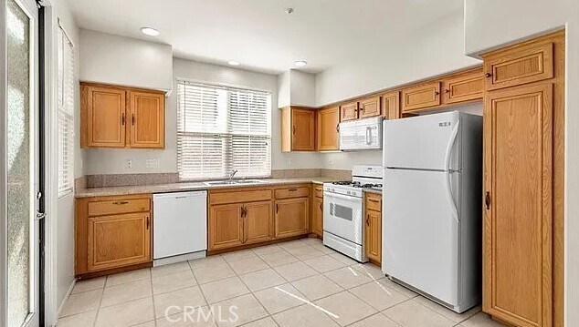 Building Photo - 308 Terra Bella