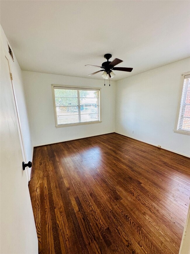 Building Photo - 4913 Nina Lee Ln