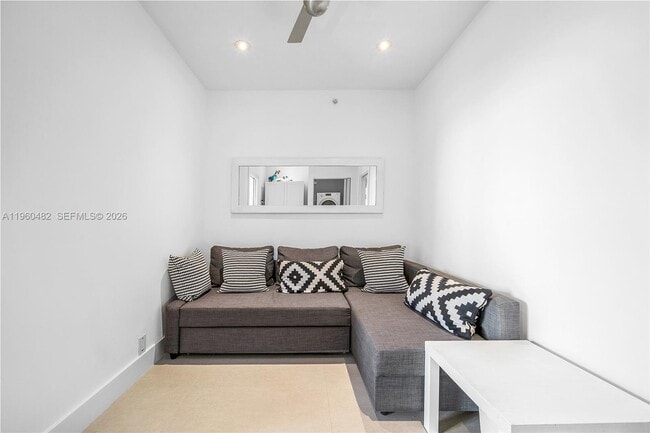 Building Photo - 201 Crandon Blvd