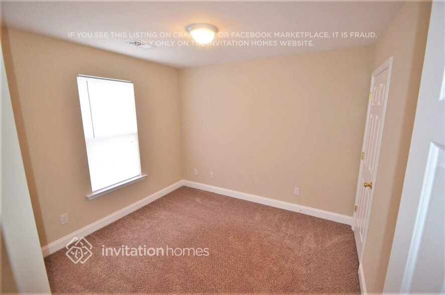 Building Photo - 407 Mooseberry Ln