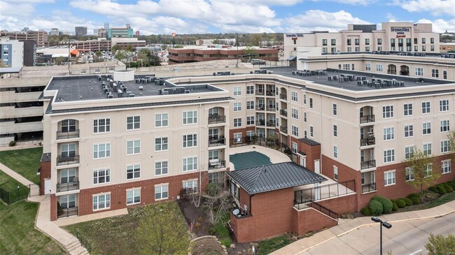 Building Photo - 1251 Strassner Dr