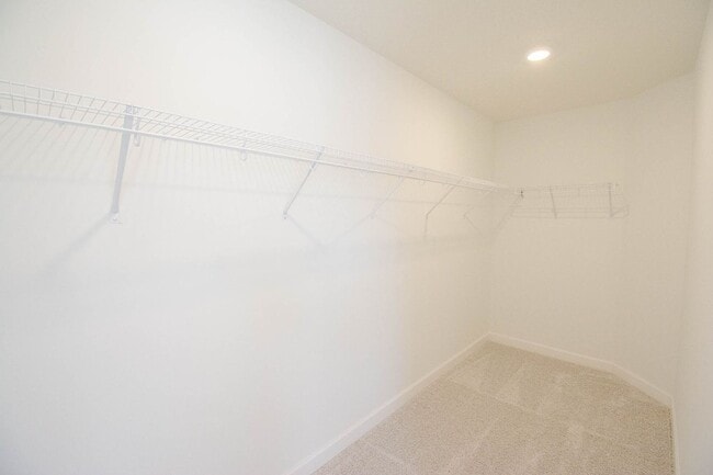 Building Photo - Brand New Construction - Pristine, Bright NW Townhome!