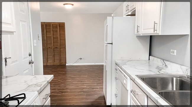 Building Photo - 1334 Mc Cameron Ave