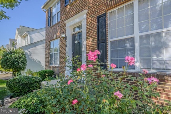 Building Photo - 8324 Tenbrook Dr