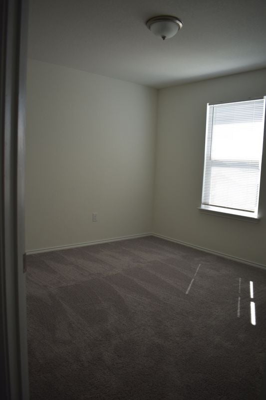 Building Photo - 6412 Carriage Pines Dr
