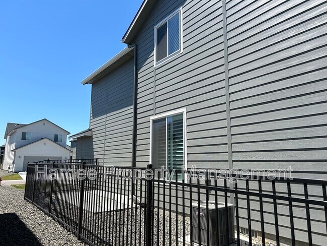 Building Photo - 4987 W Avilla Dr