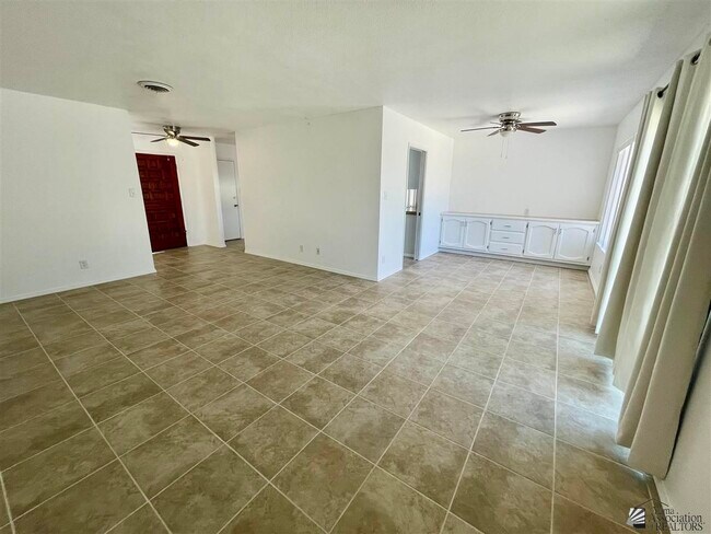 Building Photo - 12374 E Camino Loma Vista