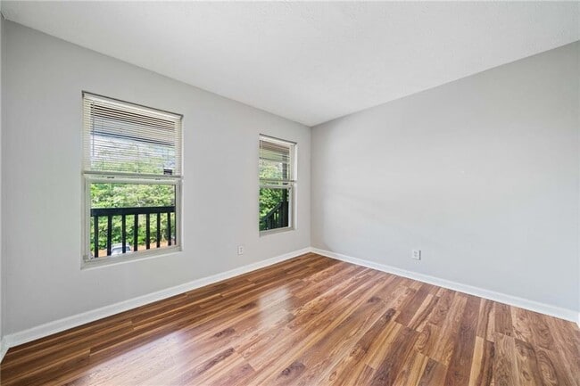 Building Photo - 717 Beaufort Cir