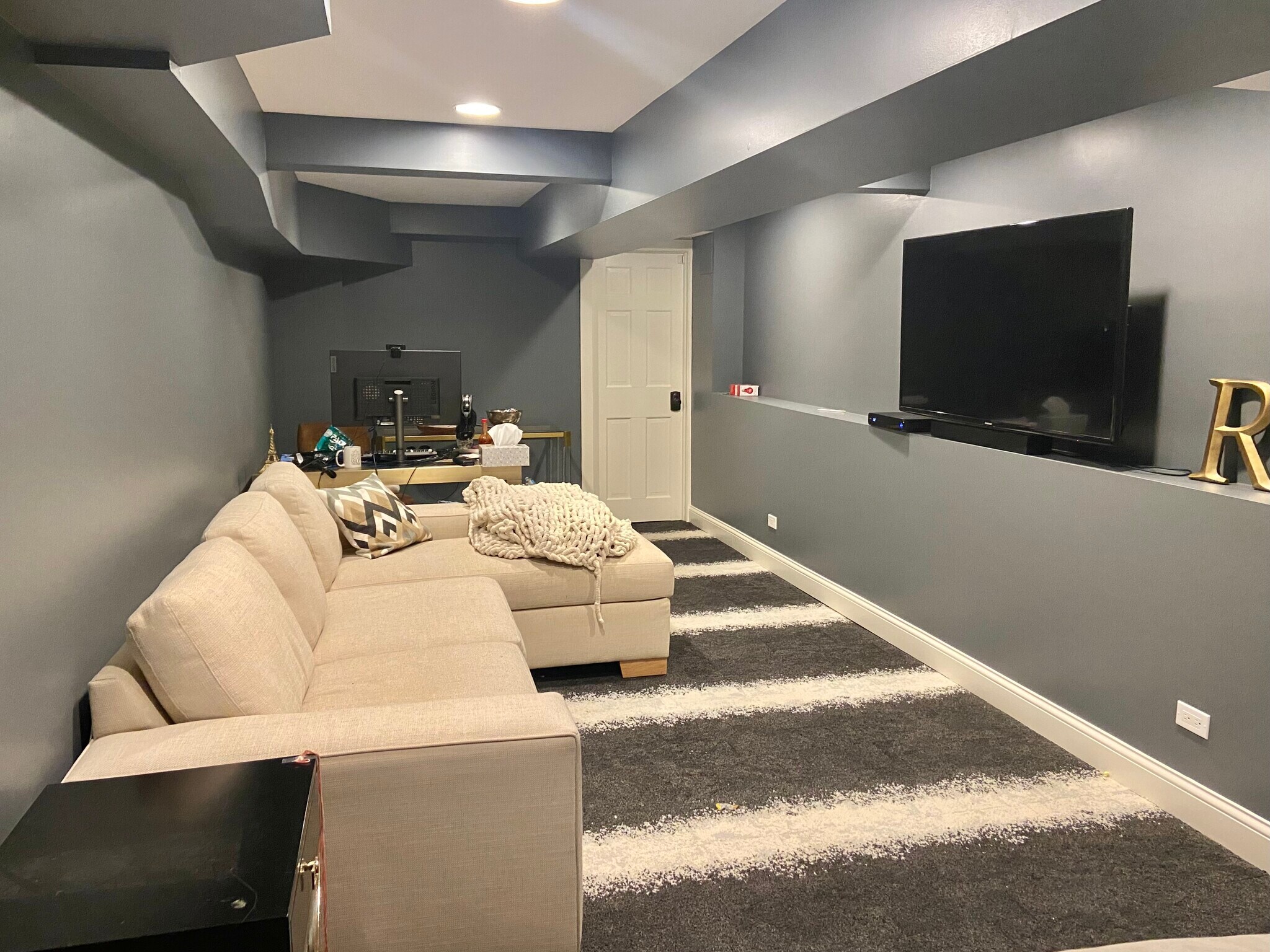 Building Photo - 761 Cherry St