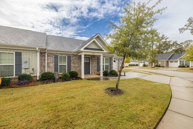 Building Photo - 1043 Wildfire Cir