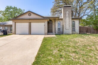 Building Photo - Easy Access to Highways with this 3BR in A...
