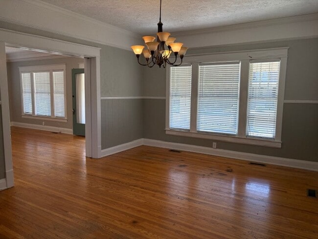Building Photo - Historic Downtown Murfreesboro TN 3050 SF,...