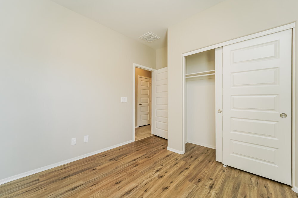 Building Photo - 7442 W Calle Colado