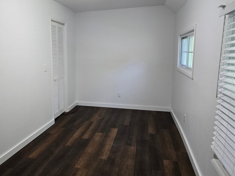 Bed Room - 1243 Washington St