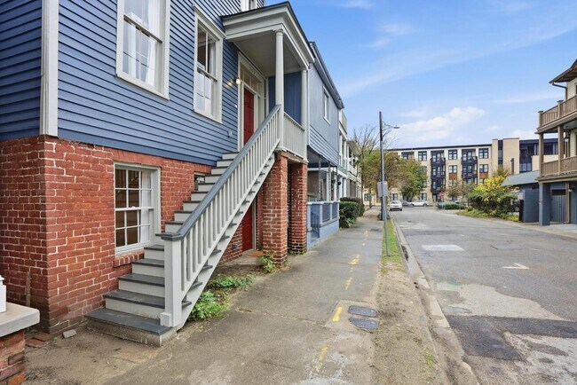 Building Photo - 309 Lorch St