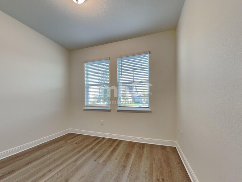 Building Photo - 1274 Heavenly Dr