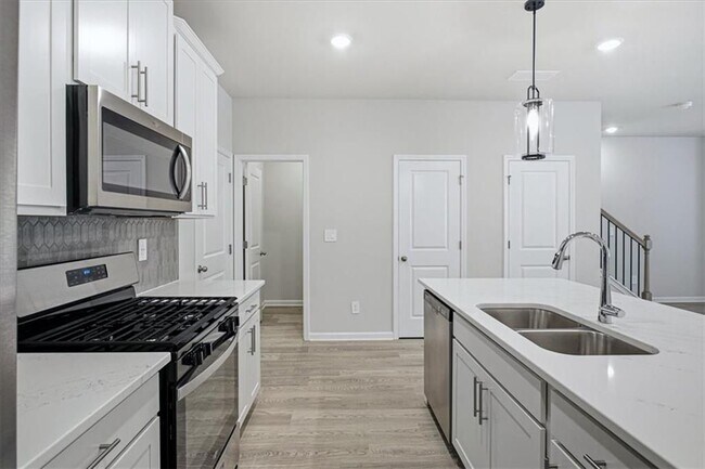 Building Photo - 2238 Ashton Dr