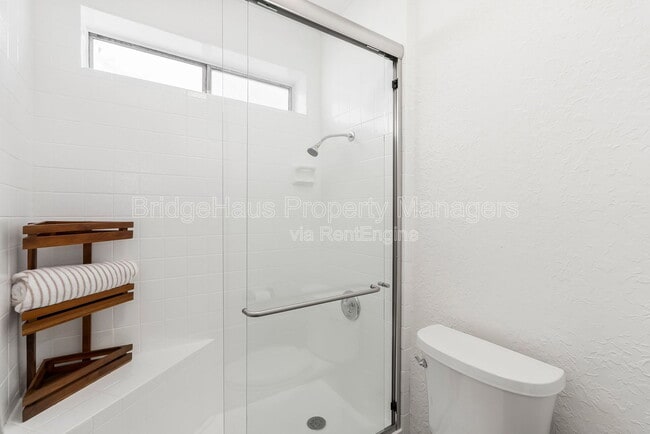 Building Photo - 3972 Jackdaw St