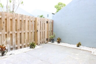 Building Photo - 20 Crossings Cir