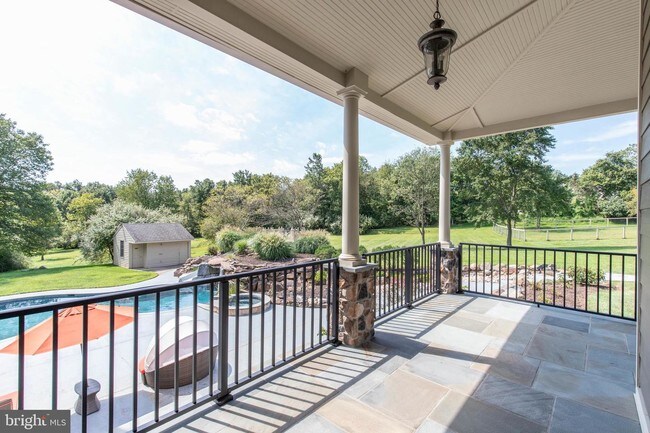 Building Photo - 2115 Pony Trail Dr