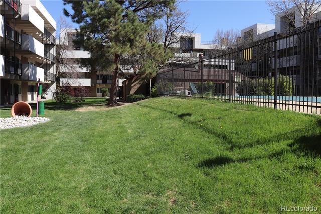 Building Photo - 384 S Ironton St