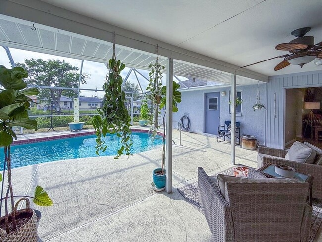 Building Photo - 9008 Allapata Ln