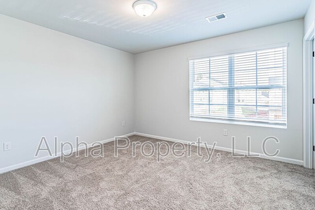 Building Photo - 540 Millsgate Cir