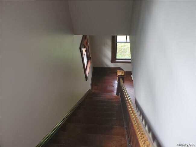 Building Photo - 1 Myrtle Ave