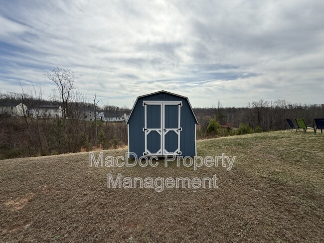 Building Photo - 127 Harper Ln