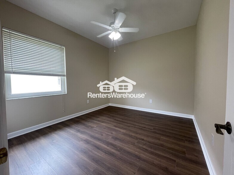 Building Photo - 8946 Province St