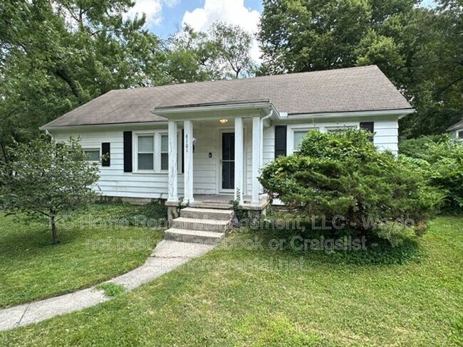 Building Photo - 6101 Fontana St