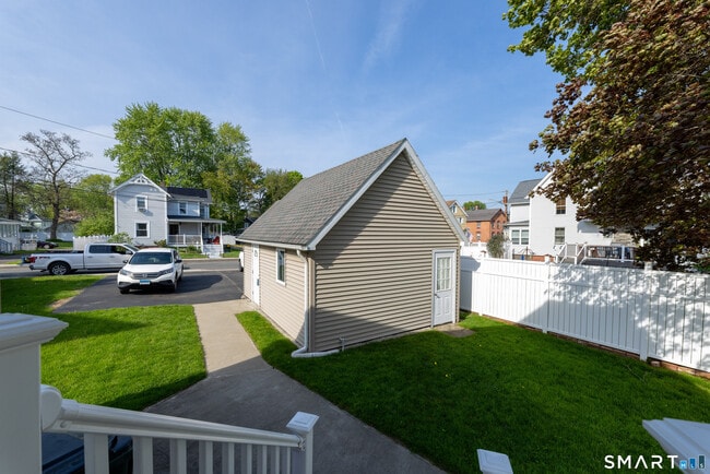 Building Photo - 31 Suffield St