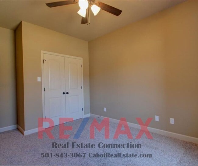 Building Photo - 18 Shadow Creek Dr