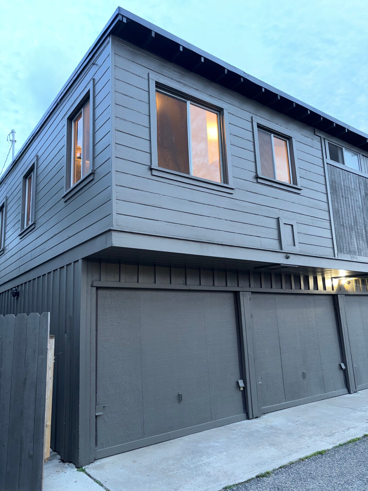 Building Photo - 515 Rockledge St