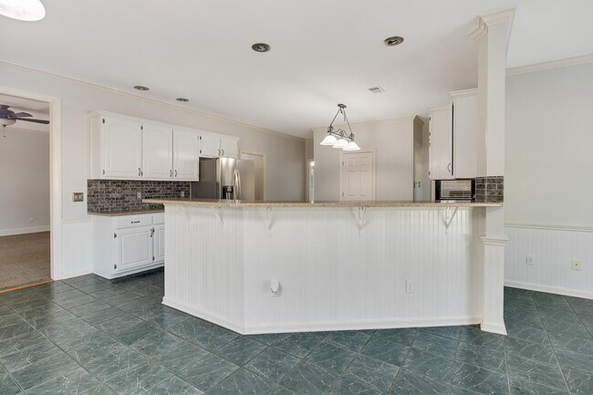 Building Photo - 979 Welbeck Cove
