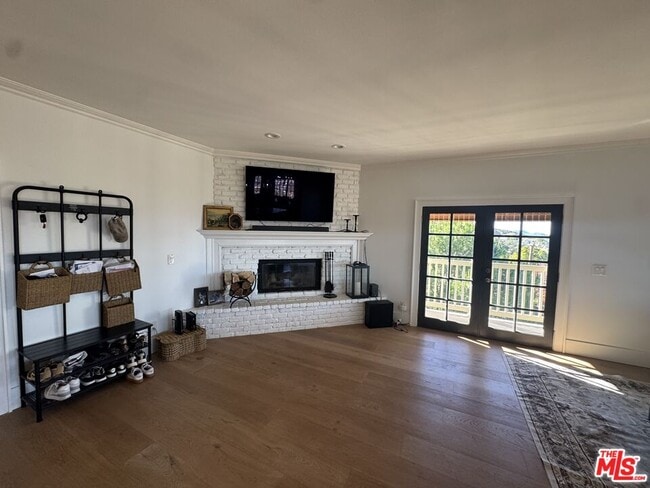 Building Photo - 456 S McKnight Rd