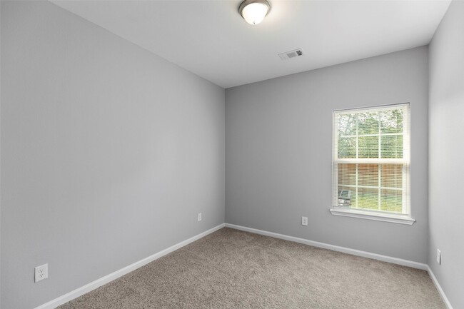 Building Photo - 4006 Aledo St