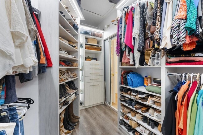 Building Photo - 4487 NW 42nd Terrace