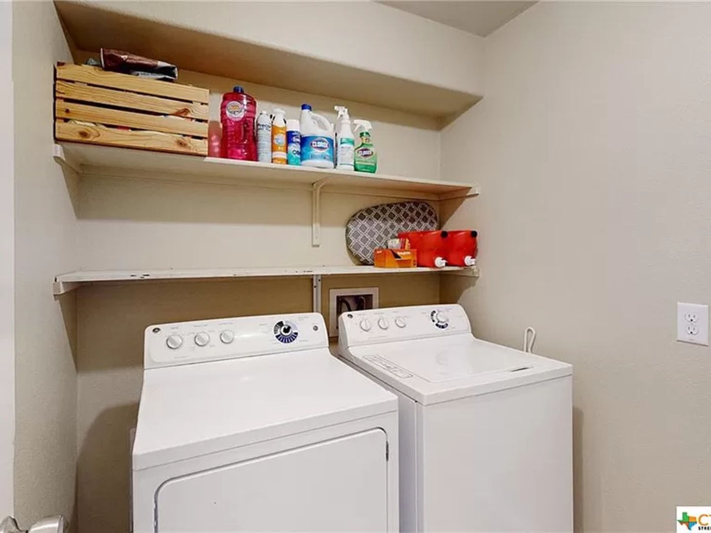 Building Photo - 103 Frio River Trail