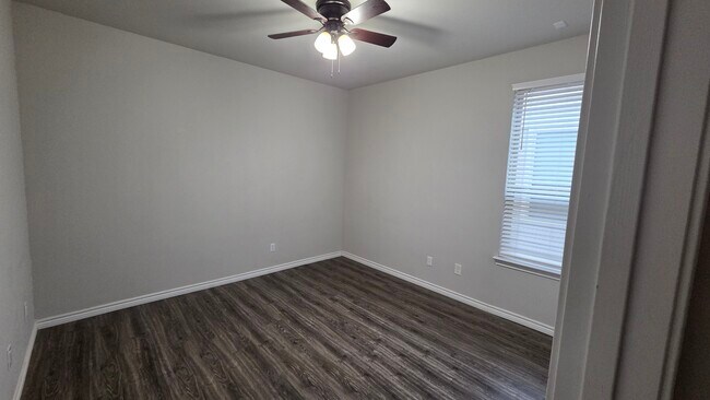 Building Photo - 232 Syrah Ct