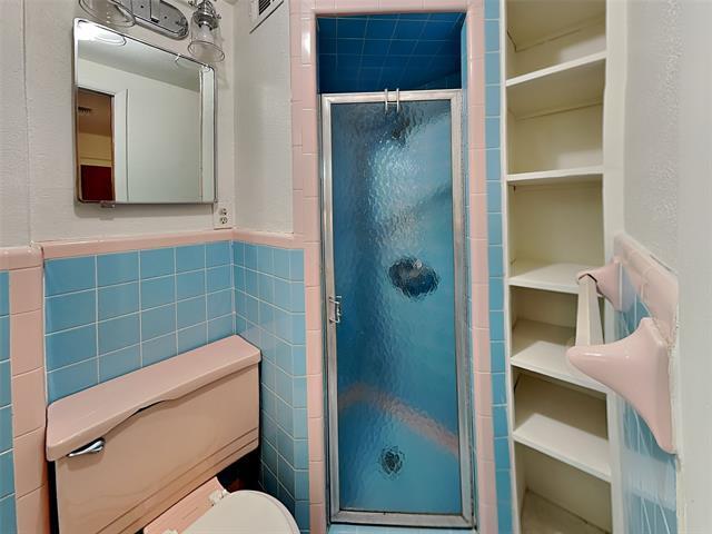 Building Photo - 2102 Elmwood Blvd