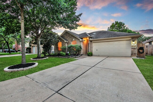 Building Photo - 17210 Red River Trail