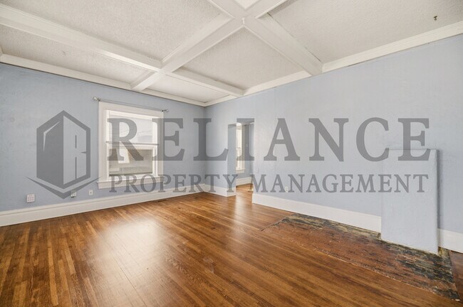 Building Photo - 3422 E Douglas Ave