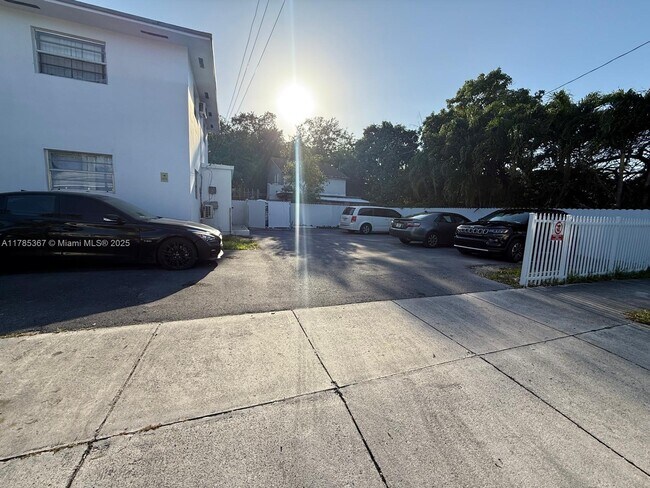 Primary Photo - 2400 NW 25th Ave